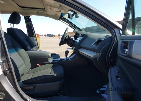 2019 Subaru Outback 2.5I Premium из США, поврежденный, VIN 4S4BSAHC2K3273073